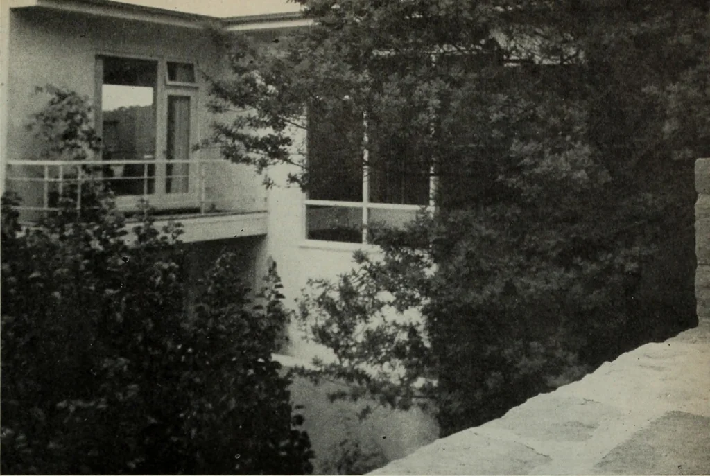 An illustration from Architect and engineer, 1905, leaf 310