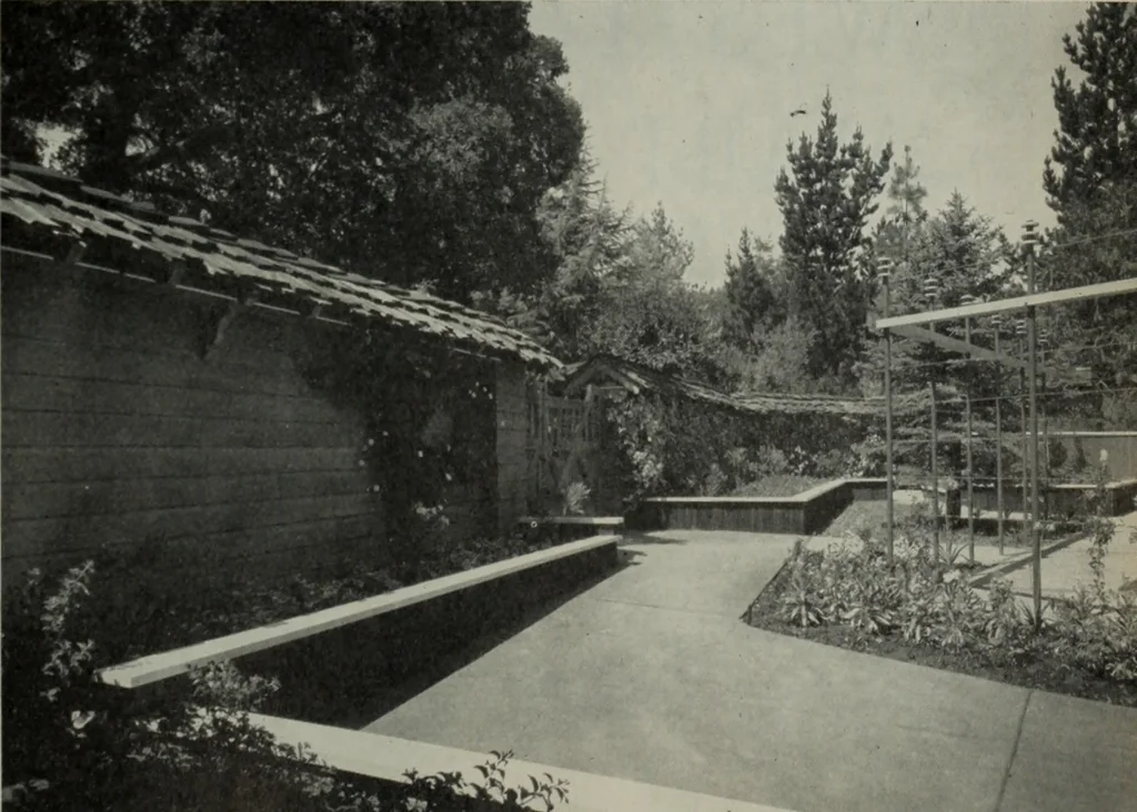 An illustration from Architect and engineer, 1905, leaf 360