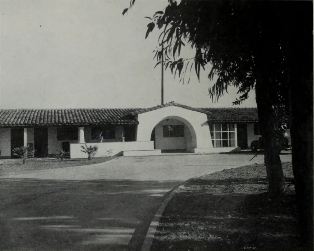 An illustration from Architect and engineer, 1905, leaf 415