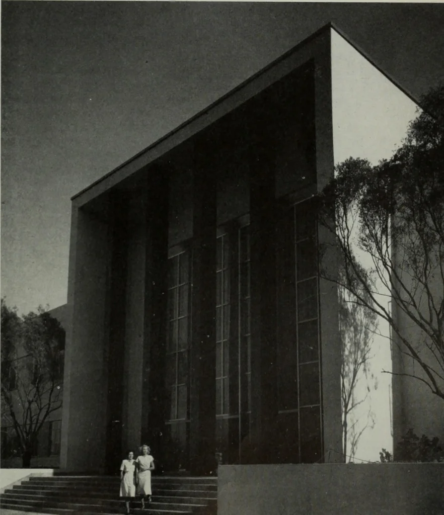 An illustration from Architect and engineer, 1905, leaf 458