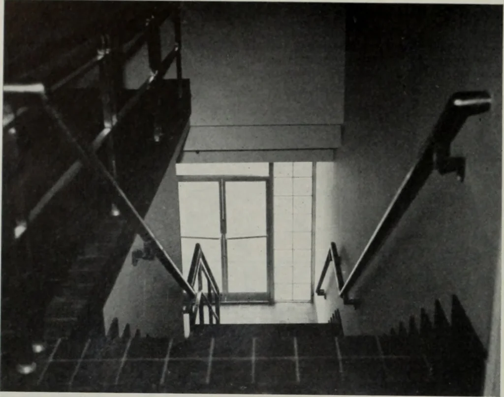 An illustration from Architect and engineer, 1905, leaf 555