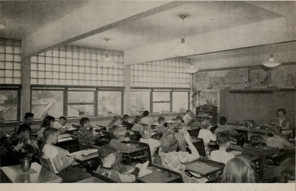 An illustration from Architect and engineer, 1905, leaf 166