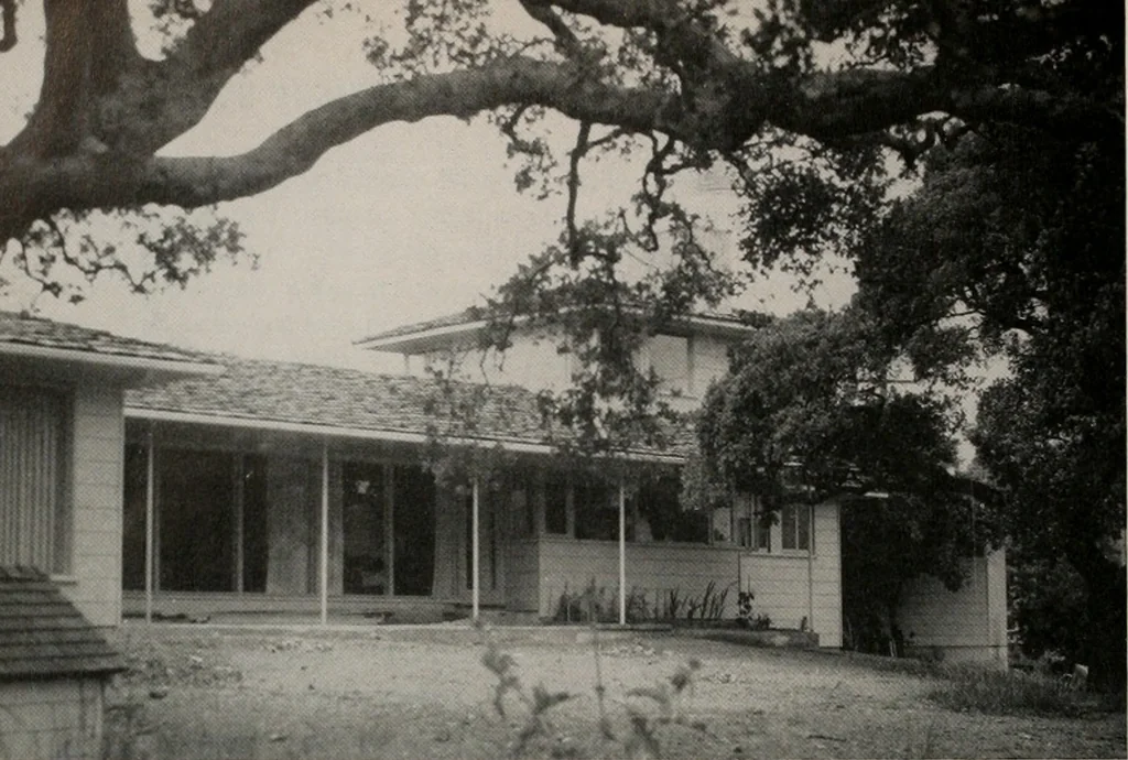 An illustration from Architect and engineer, 1905, leaf 215