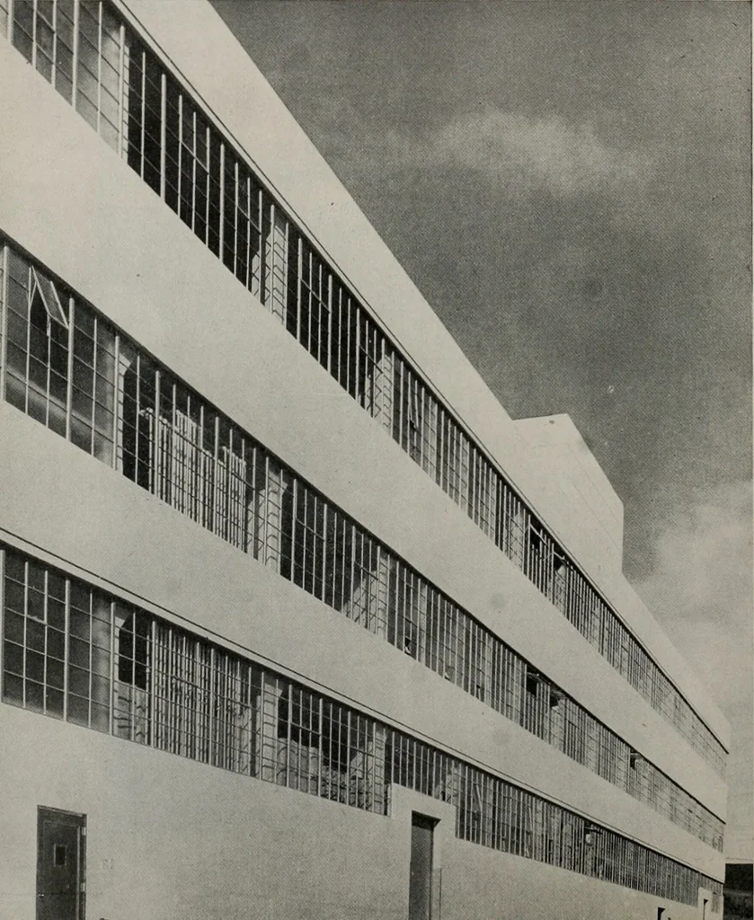 An illustration from Architect and engineer, 1905, leaf 295