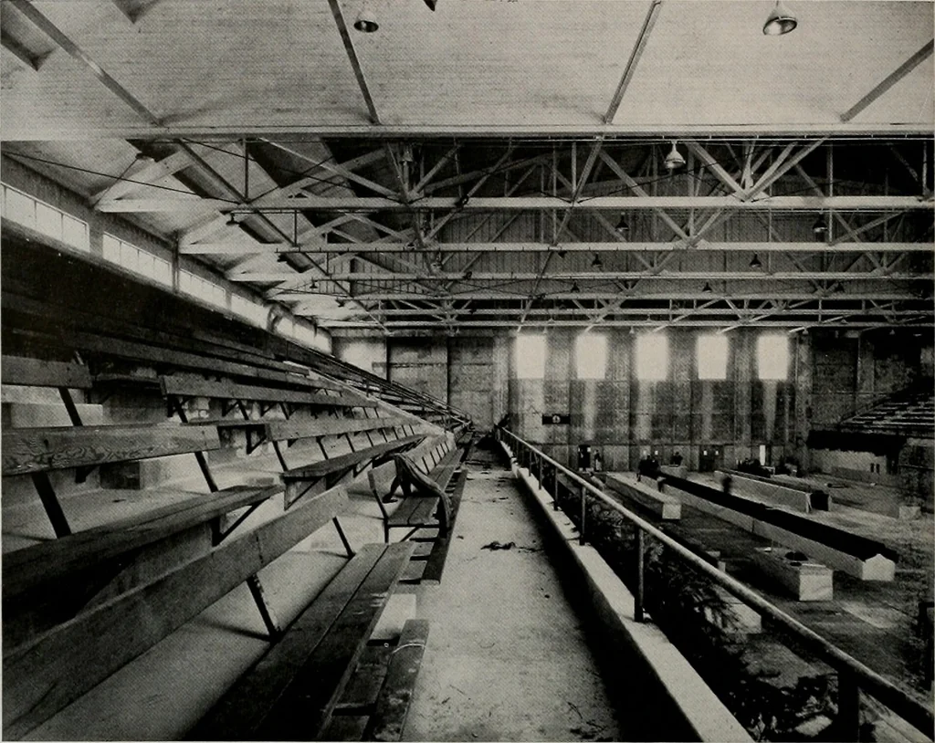 An illustration from Architect and engineer, 1905, leaf 305