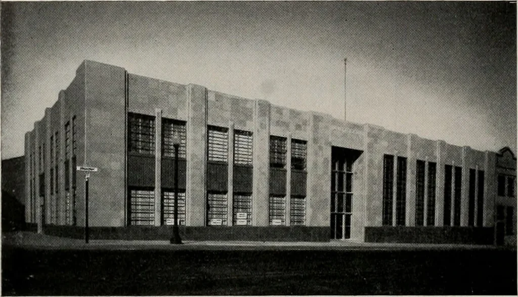 An illustration from Architect and engineer, 1905, leaf 321