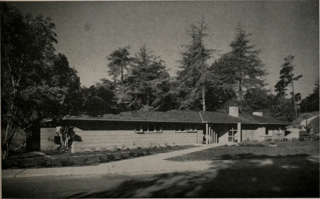 An illustration from Architect and engineer, 1905, leaf 530