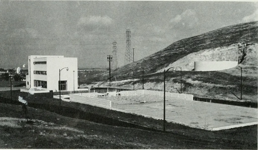 An illustration from Architect and engineer, 1905, leaf 125