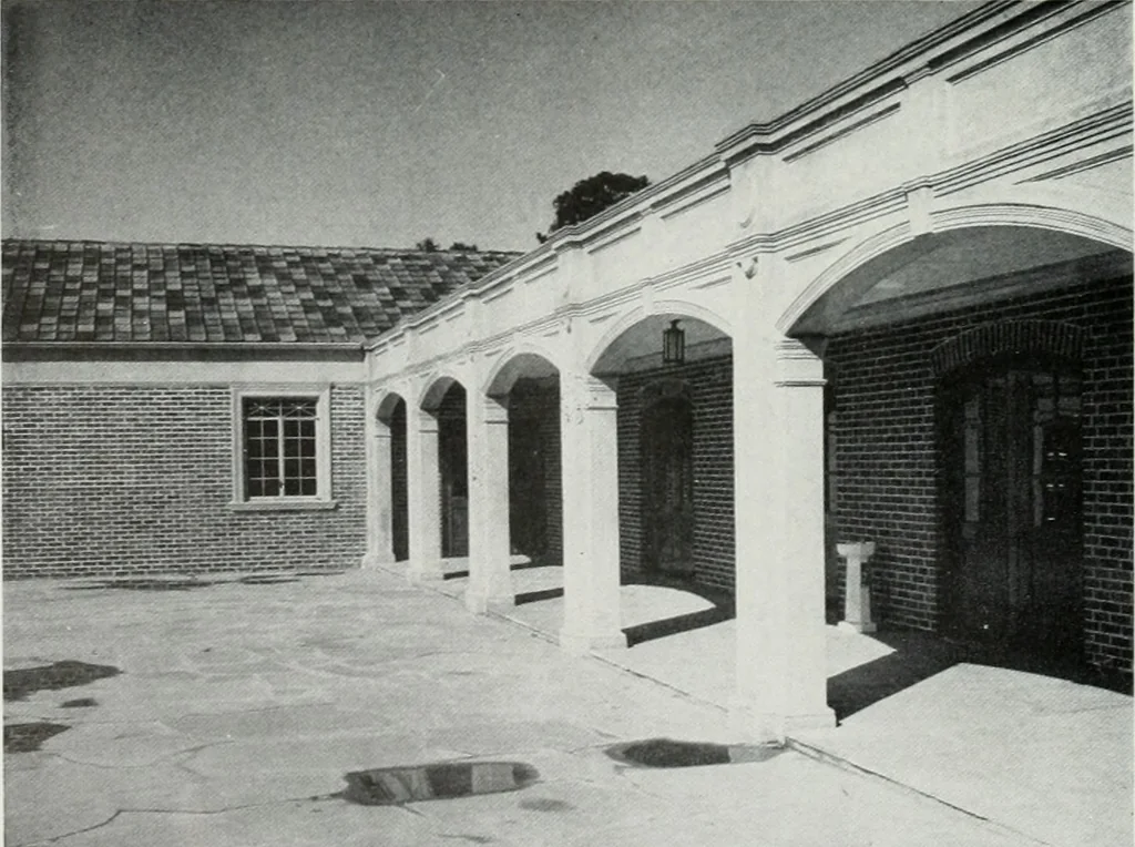 An illustration from Architect and engineer, 1905, leaf 177