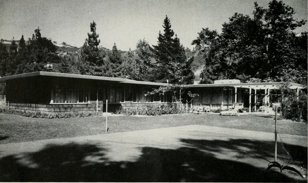 An illustration from Architect and engineer, 1905, leaf 213