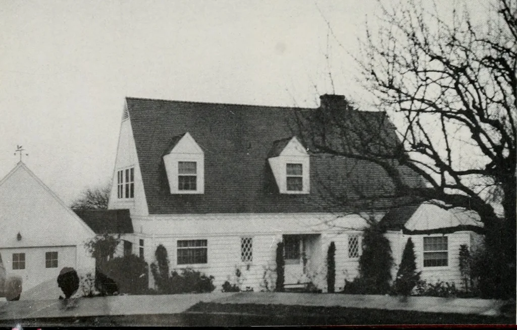 An illustration from Architect and engineer, 1905, leaf 221