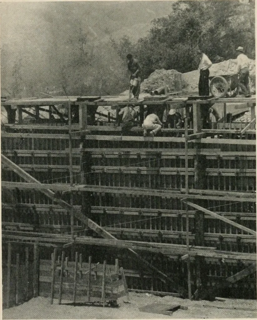 An illustration from Architect and engineer, 1905, leaf 309