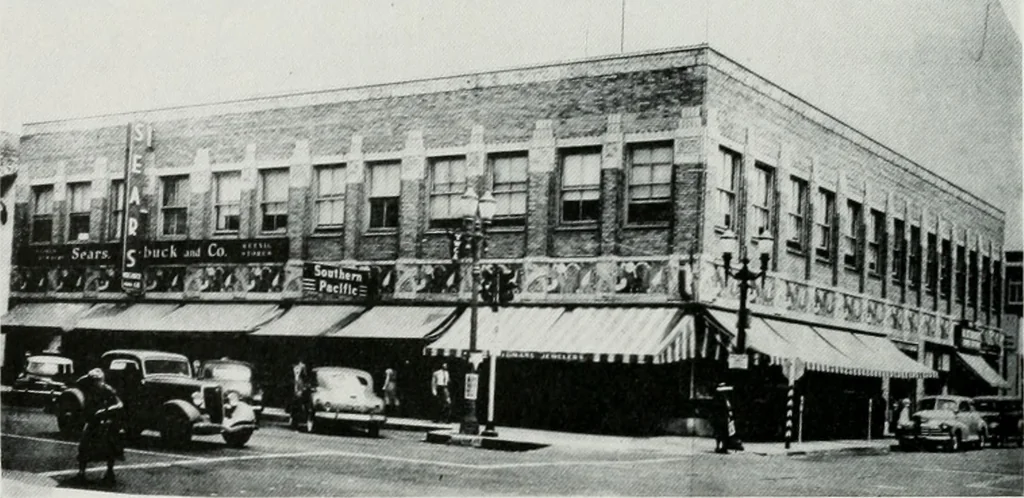 An illustration from Architect and engineer, 1905, leaf 543