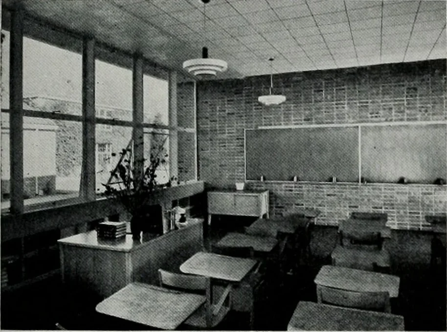 An illustration from Architect and engineer, 1905, leaf 196