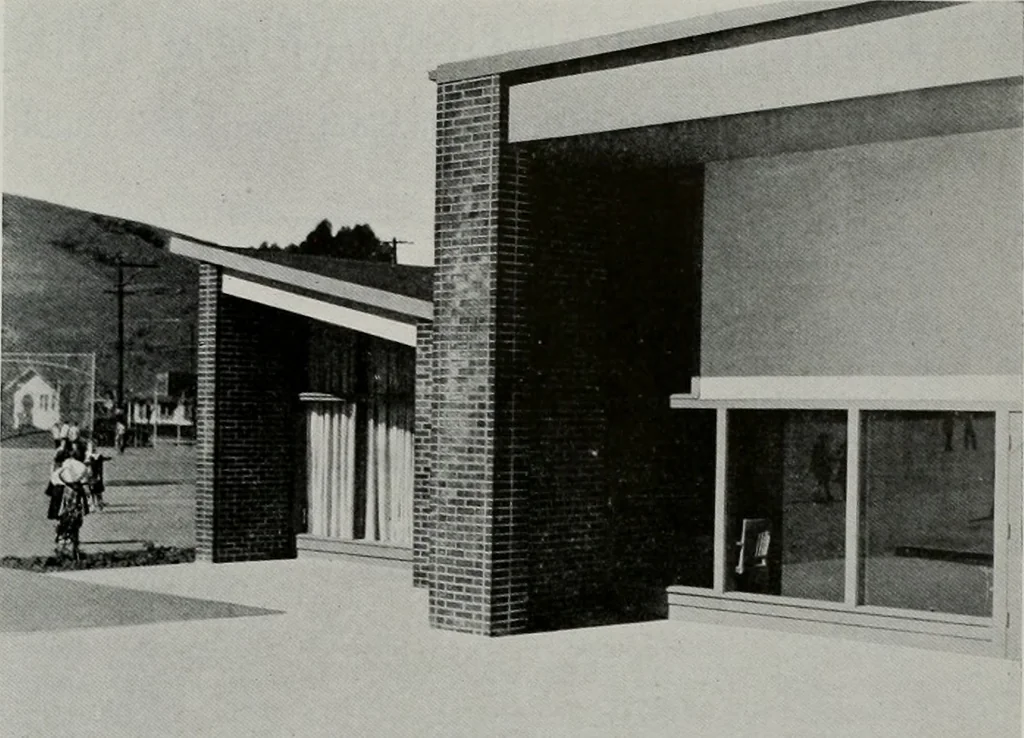 An illustration from Architect and engineer, 1905, leaf 244