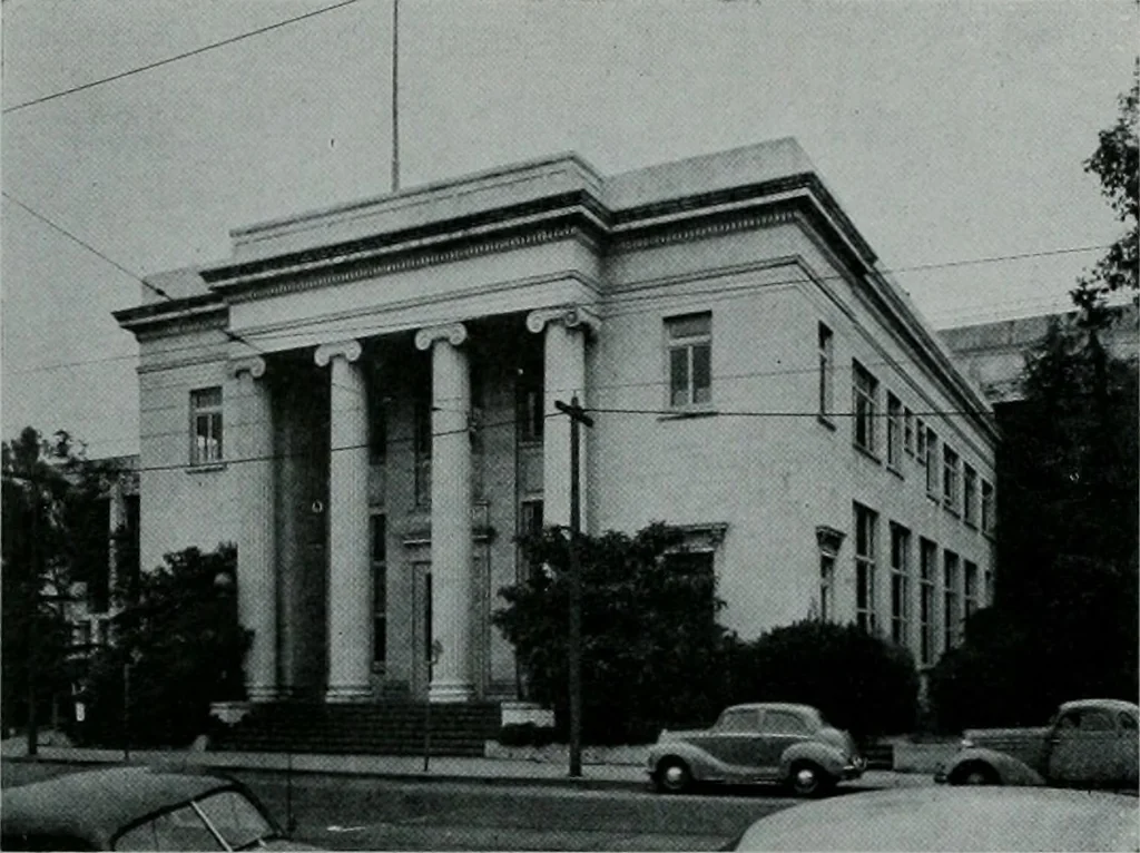 An illustration from Architect and engineer, 1905, leaf 357