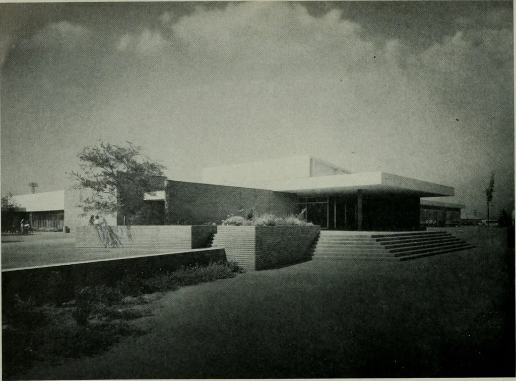 An illustration from Architect and engineer, 1905, leaf 502