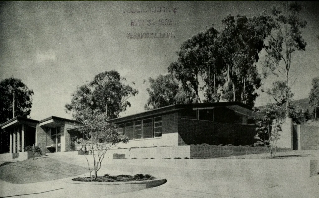 An illustration from Architect and engineer, 1905, leaf 100