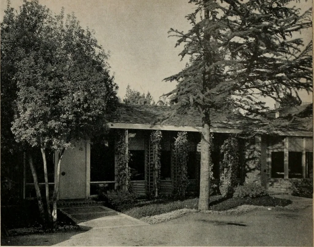 An illustration from Architect and engineer, 1905, leaf 206