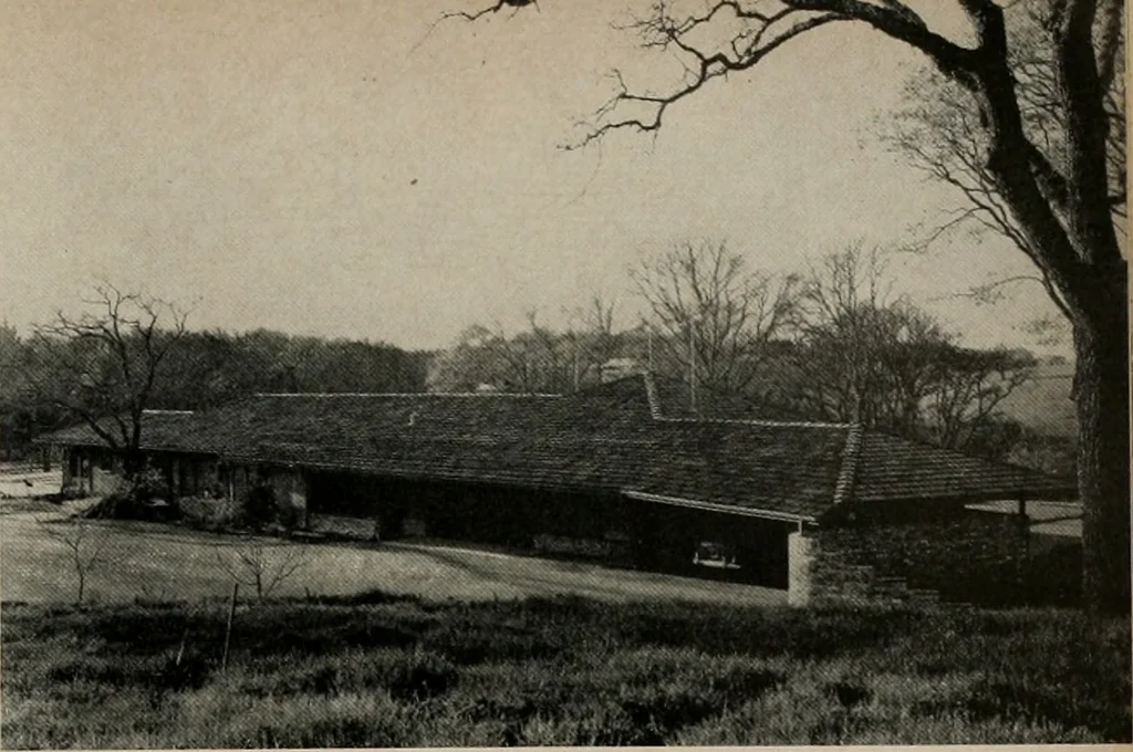 An illustration from Architect and engineer, 1905, leaf 208