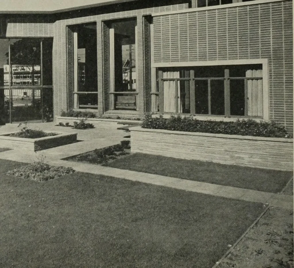 An illustration from Architect and engineer, 1905, leaf 294