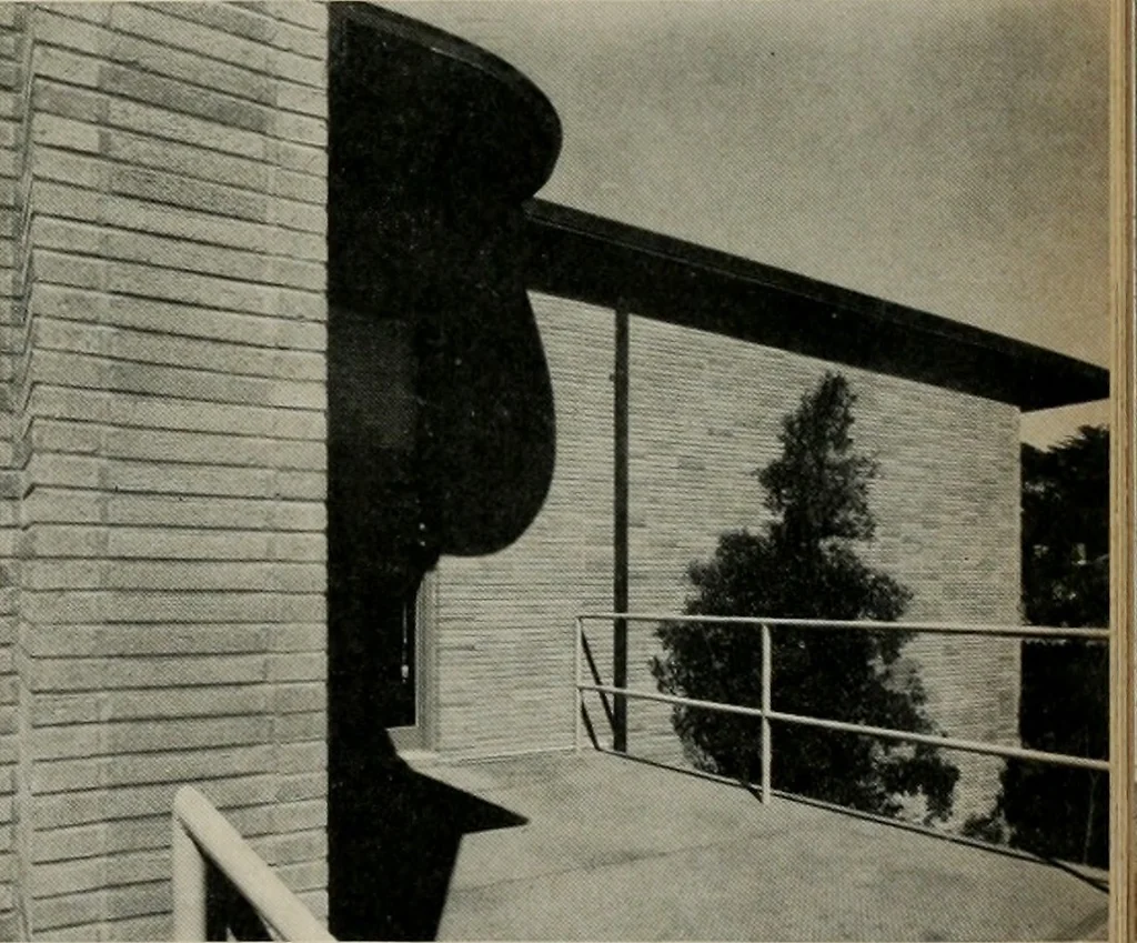 An illustration from Architect and engineer, 1905, leaf 340