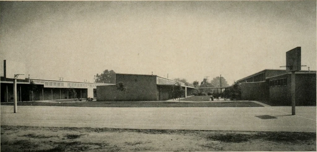 An illustration from Architect and engineer, 1905, leaf 160