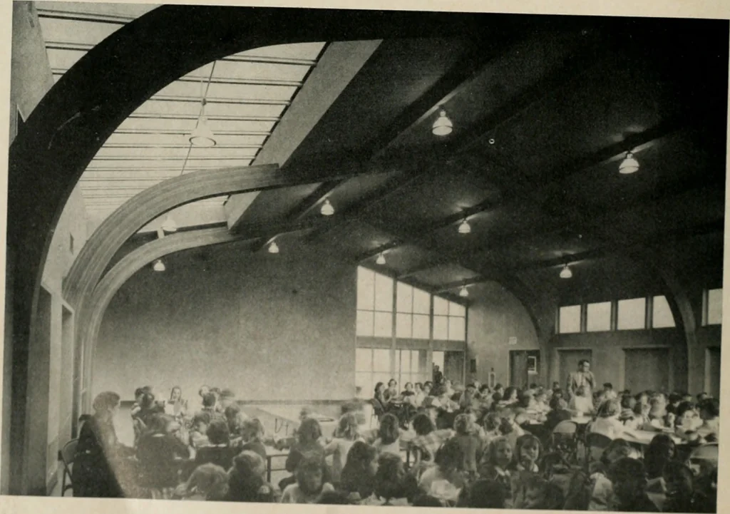 An illustration from Architect and engineer, 1905, leaf 171