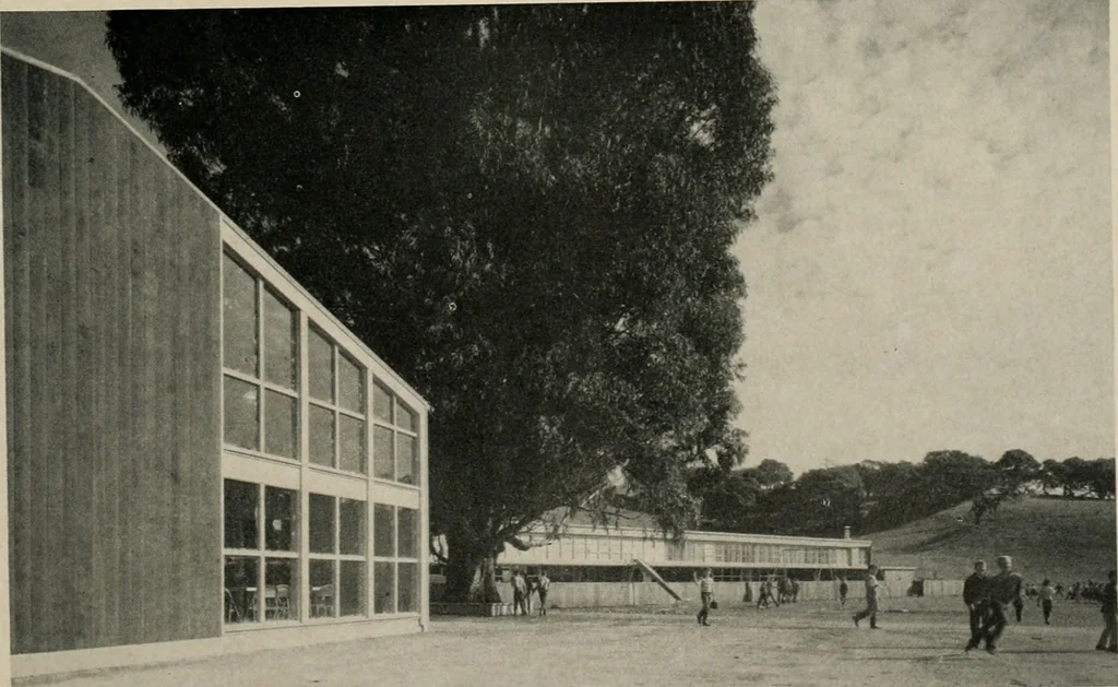 An illustration from Architect and engineer, 1905, leaf 172