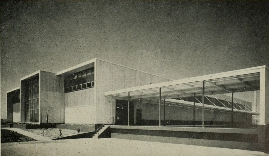 An illustration from Architect and engineer, 1905, leaf 402