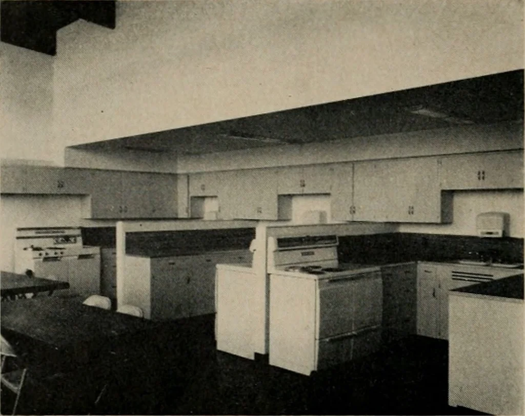 An illustration from Architect and engineer, 1905, leaf 289