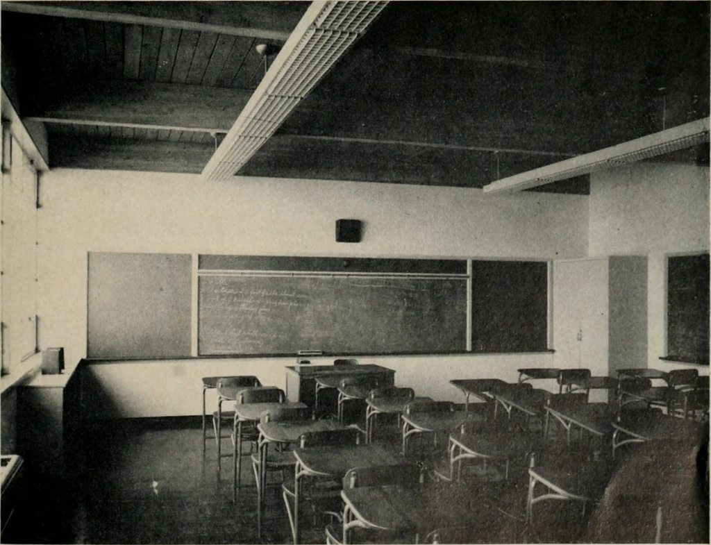 An illustration from Architect and engineer, 1905, leaf 290