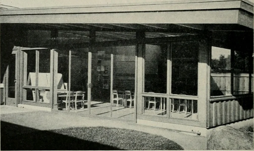 An illustration from Architect and engineer, 1905, leaf 493