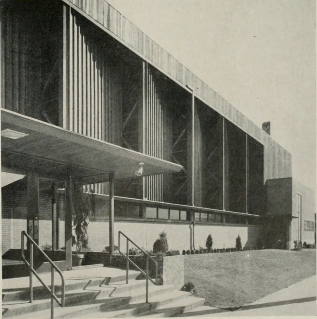 An illustration from Architect and engineer, 1905, leaf 596