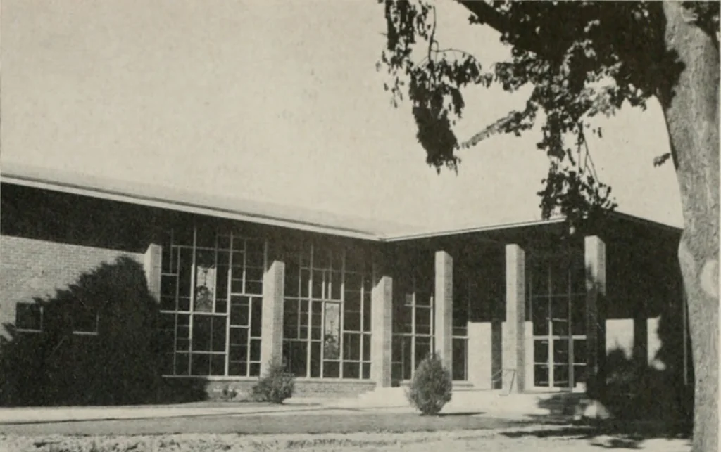 An illustration from Architect and engineer, 1905, leaf 604