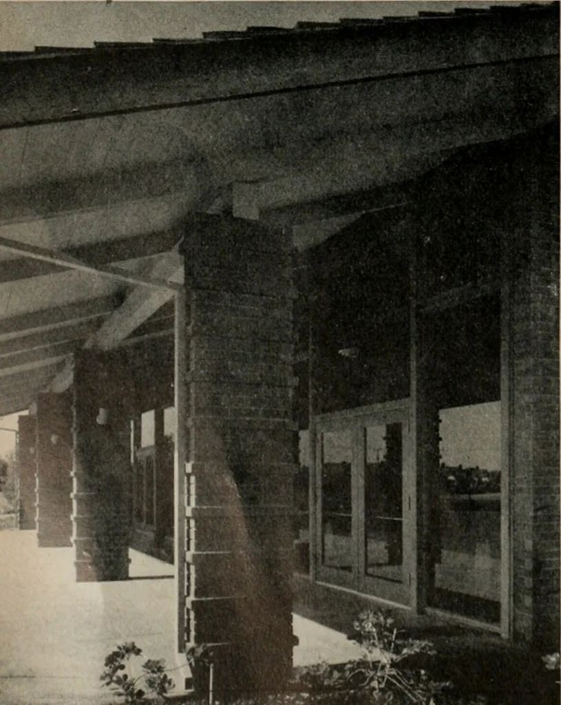 An illustration from Architect and engineer, 1905, leaf 69