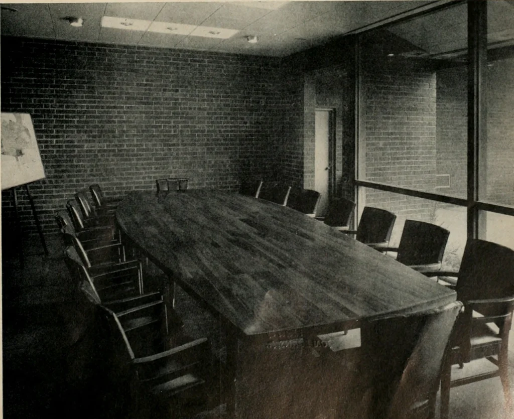 An illustration from Architect and engineer, 1905, leaf 74