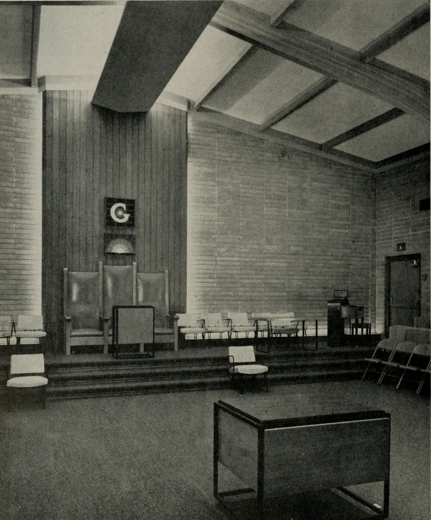 An illustration from Architect and engineer, 1905, leaf 313
