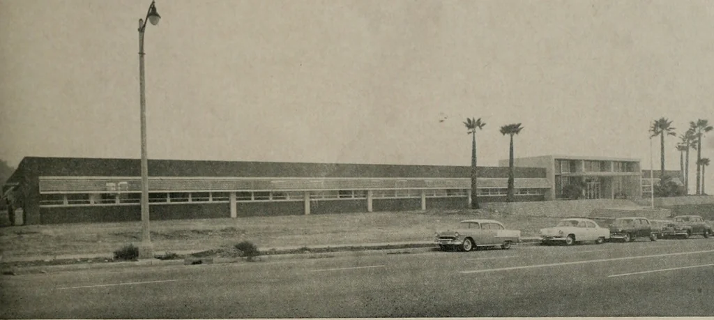 An illustration from Architect and engineer, 1905, leaf 76