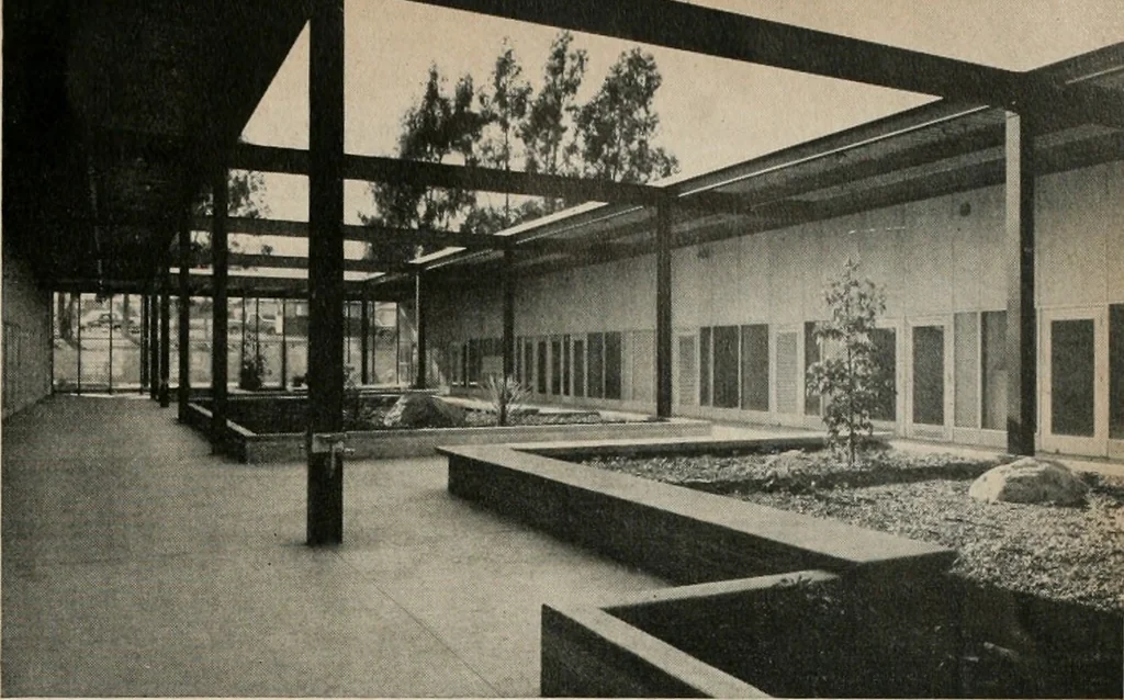An illustration from Architect and engineer, 1905, leaf 282