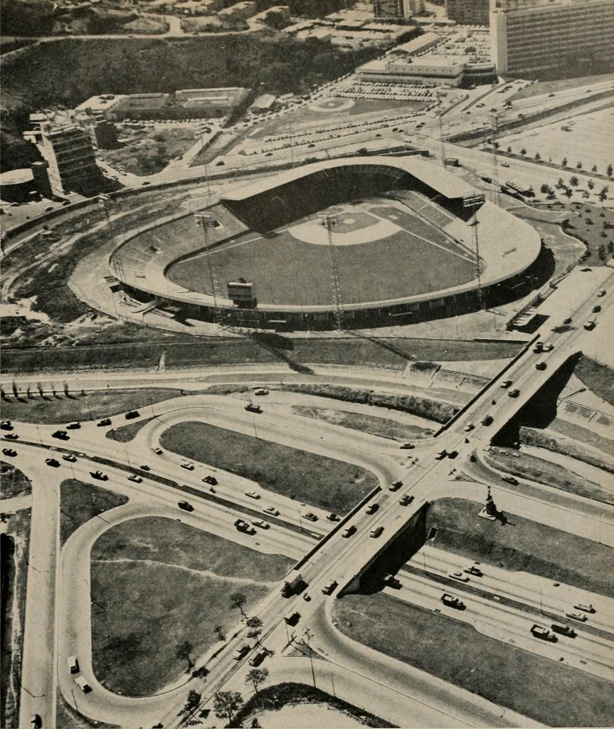 An illustration from Architect and engineer, 1905, leaf 126