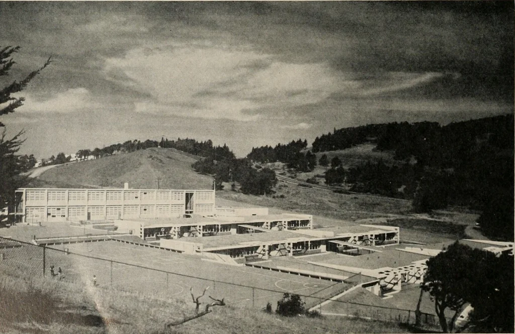 An illustration from Architect and engineer, 1905, leaf 333
