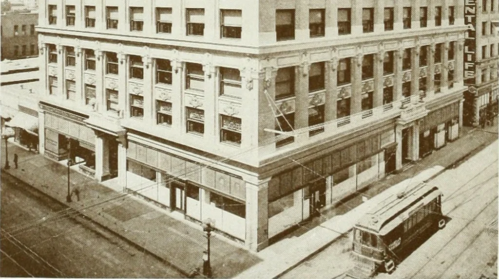 An illustration from The Architect & engineer of California and the Pacific Coast, 1905, leaf 119