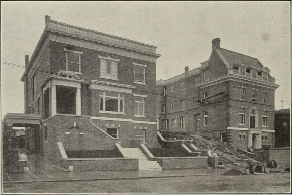 An illustration from The Architect & engineer of California and the Pacific Coast, 1905, leaf 27