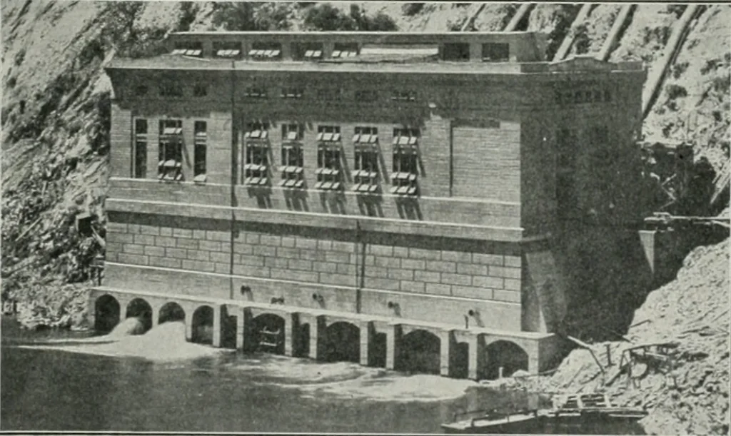 An illustration from The Architect & engineer of California and the Pacific Coast, 1905, leaf 310