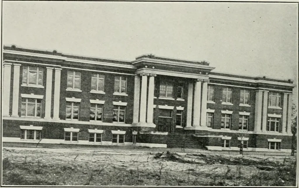 An illustration from The Architect & engineer of California and the Pacific Coast, 1905, leaf 51