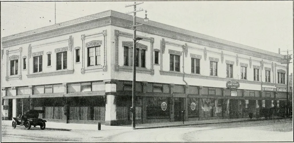 An illustration from The Architect & engineer of California and the Pacific Coast, 1905, leaf 455