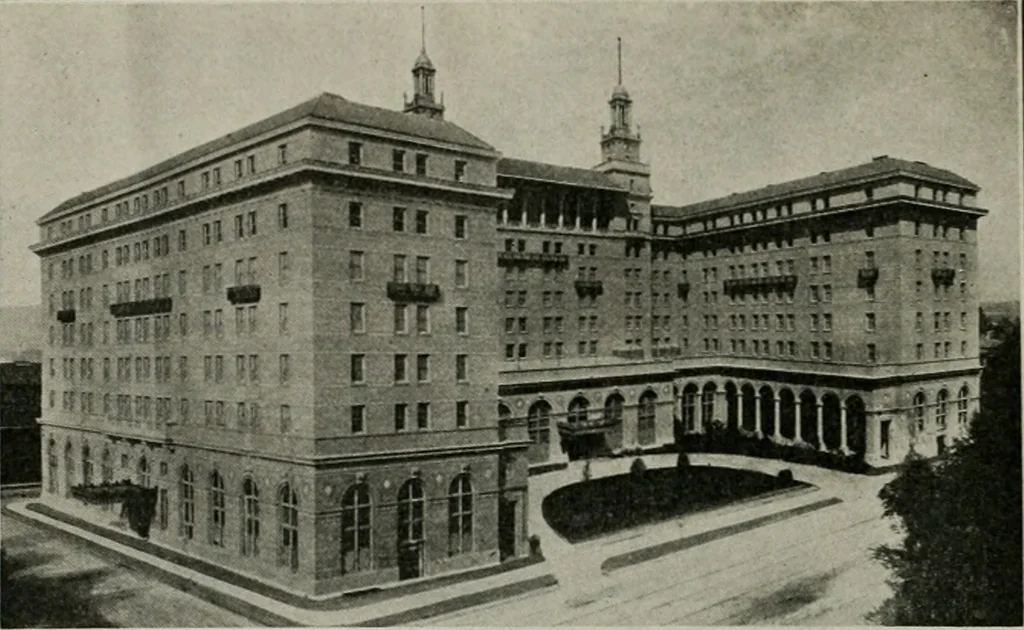 An illustration from The Architect & engineer of California and the Pacific Coast, 1905, leaf 321