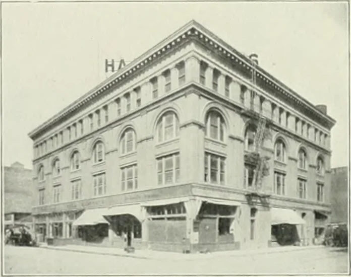 An illustration from The Architect & engineer of California and the Pacific Coast, 1905, leaf 295