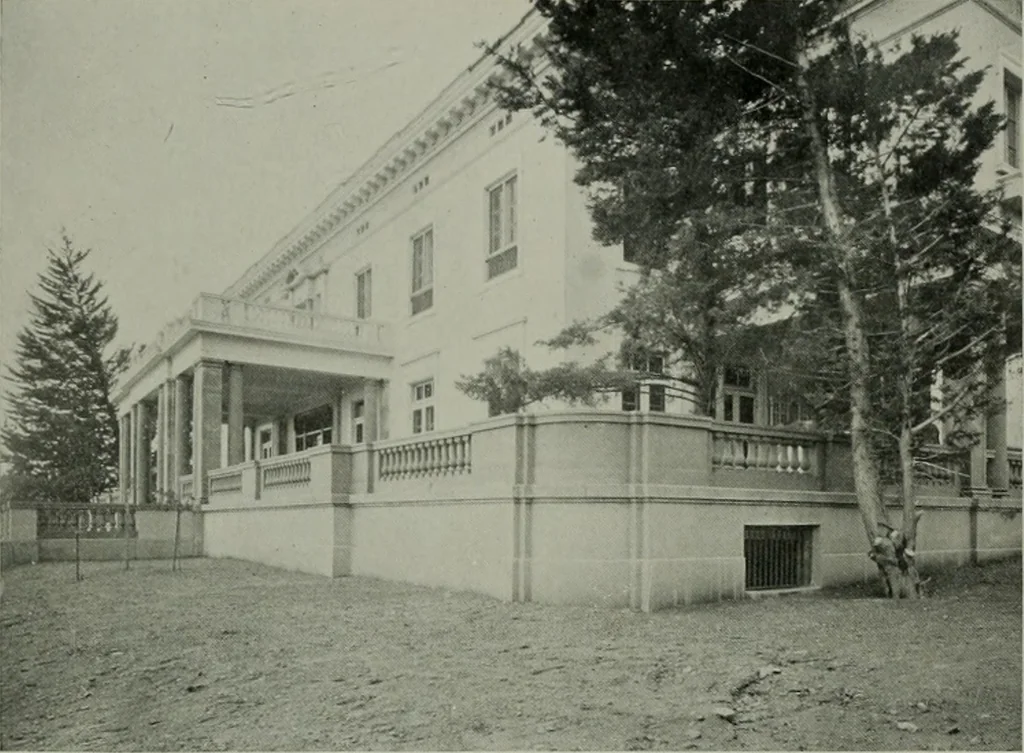 An illustration from The Architect & engineer of California and the Pacific Coast, 1905, leaf 240